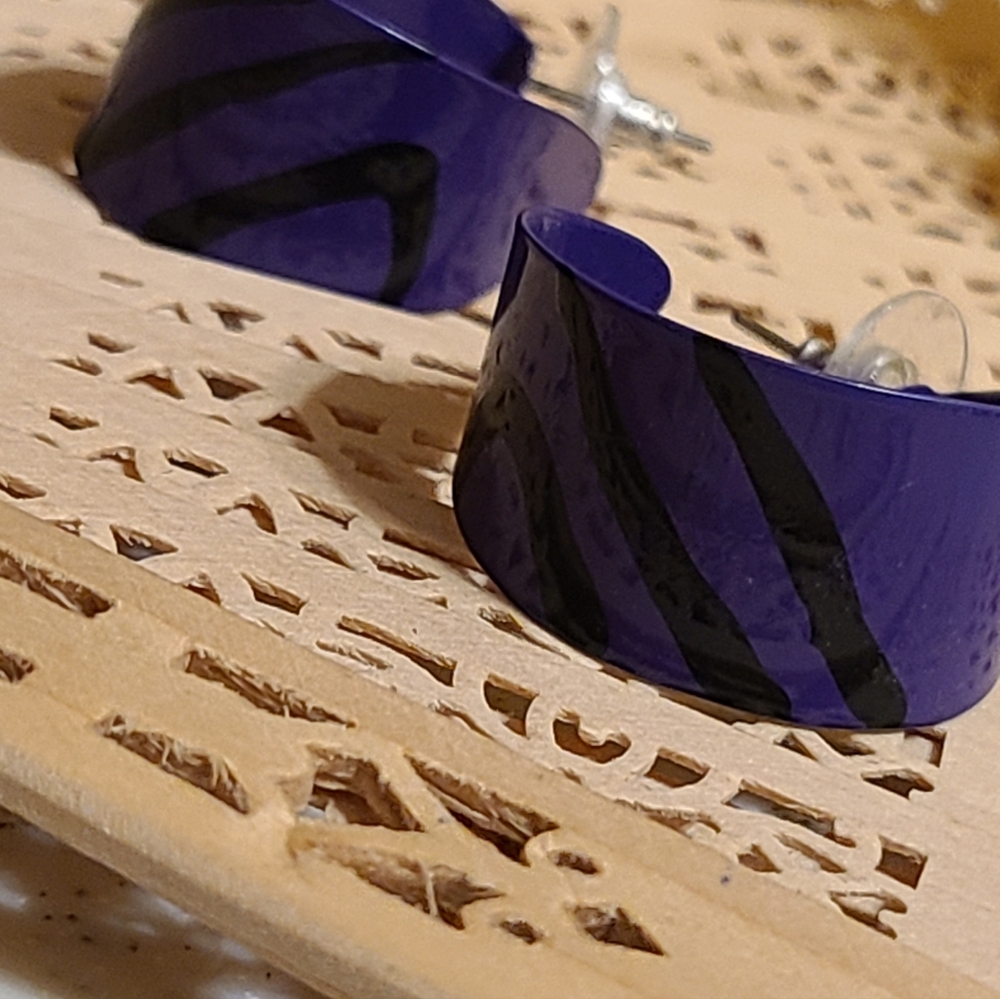 Ladies Earrings for sale
